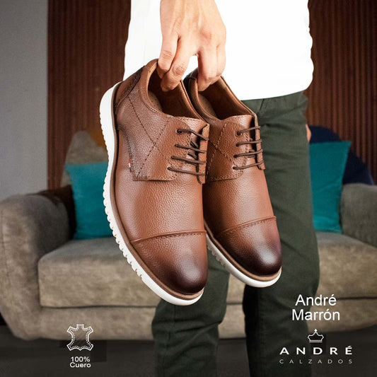 Zapato de cuero André Marrón