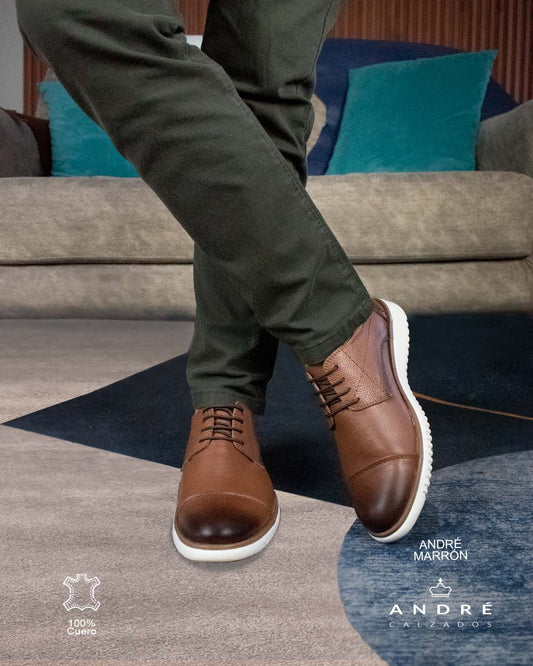 Zapato de cuero André Marrón